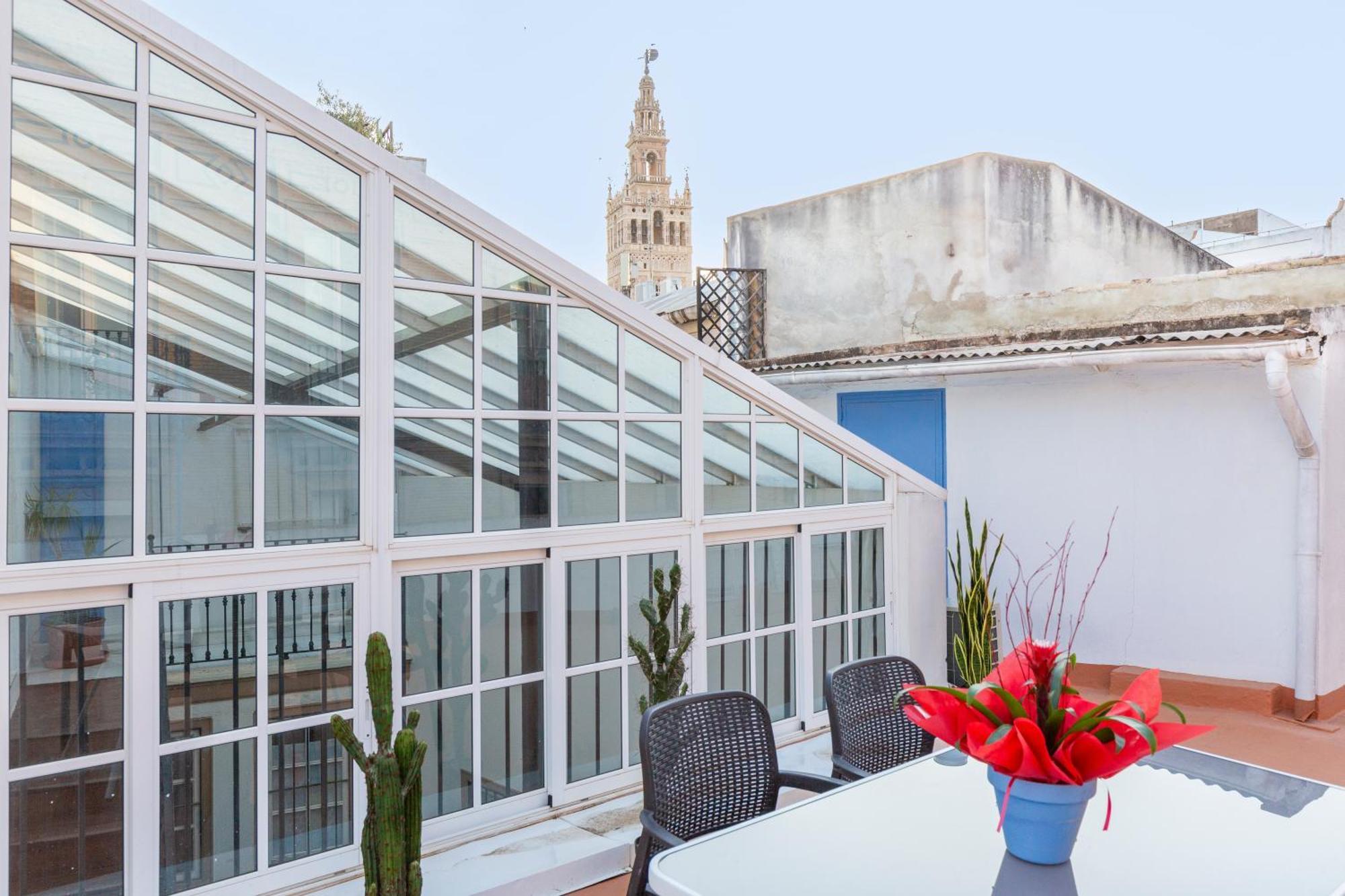 Descubrehome Santa Cruz Private Terrace With Giralda Views Sevilla Exteriör bild